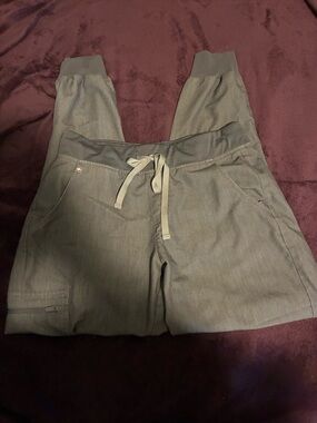 FIGS Technical Collection Gray Scrub Joggers